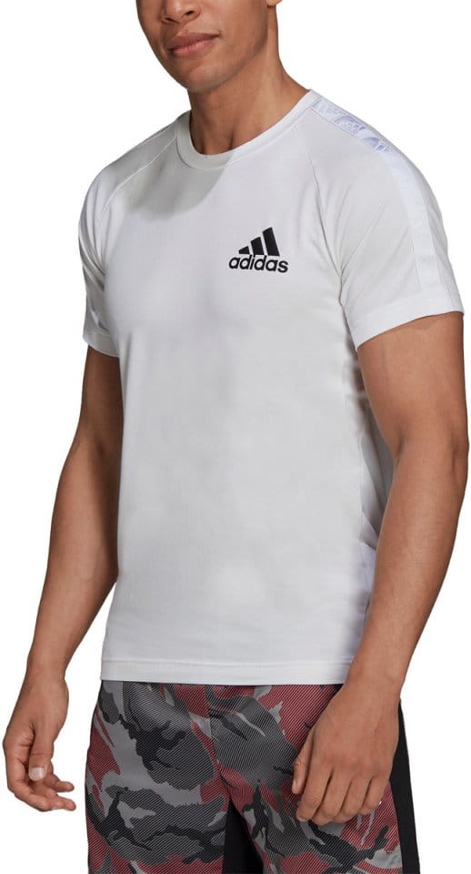 Pánské tréninkové tričko AEROREADY Designed to Move Sport Motion Logo